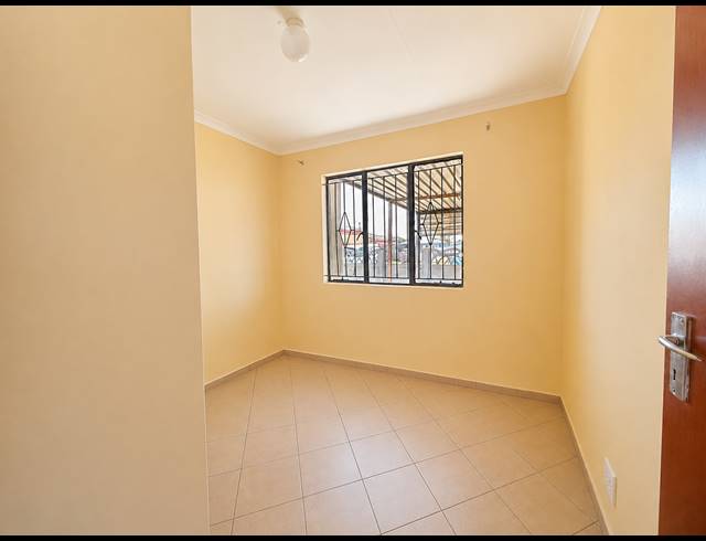3 BEDROOM HOUSE FOR SALE IN BEDWORTH PARK